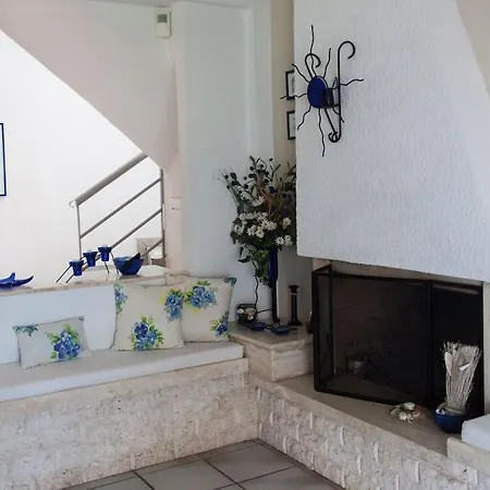 Wonderful House With Private Garden Holiday home Flogita