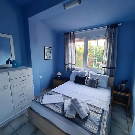 Wonderful House With Private Garden Feriehus