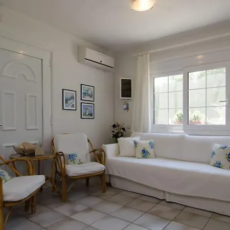 Wonderful House With Private Garden Feriehus *