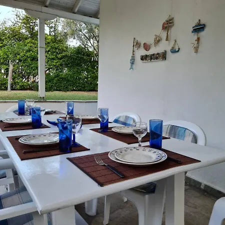 Wonderful House With Private Garden Feriehus *